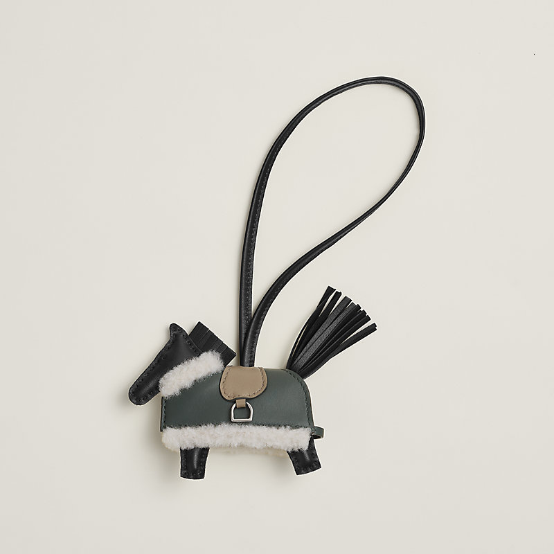 Rodeo Robeo Plush PM charm | Hermès Finland