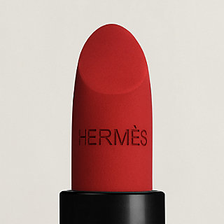 Hermès  Applying your Rouge Hermès matte lipstick 