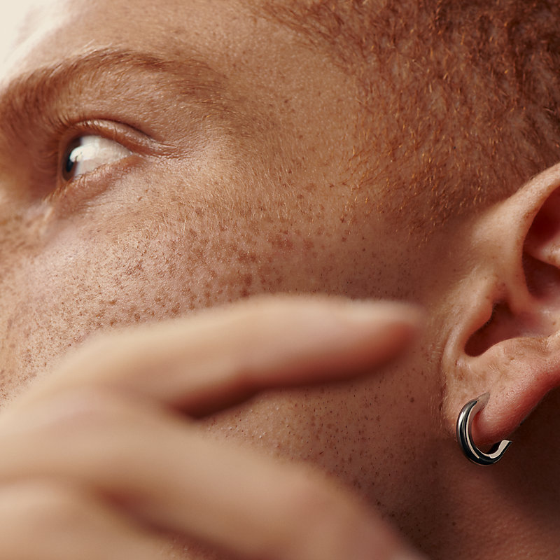 Sabot single earring
