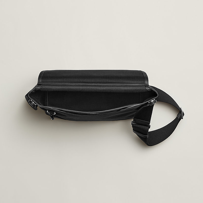 Sac Allback messenger