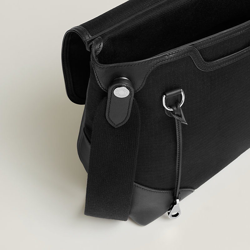 Sac Allback messenger
