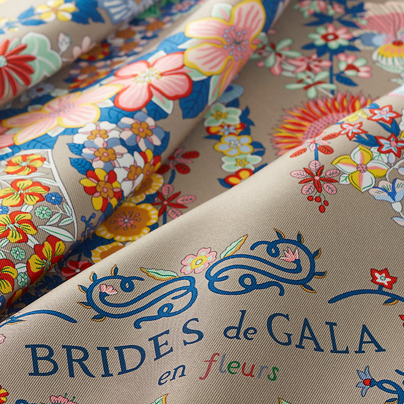 Seidentuch 90 Brides de Gala en Fleurs