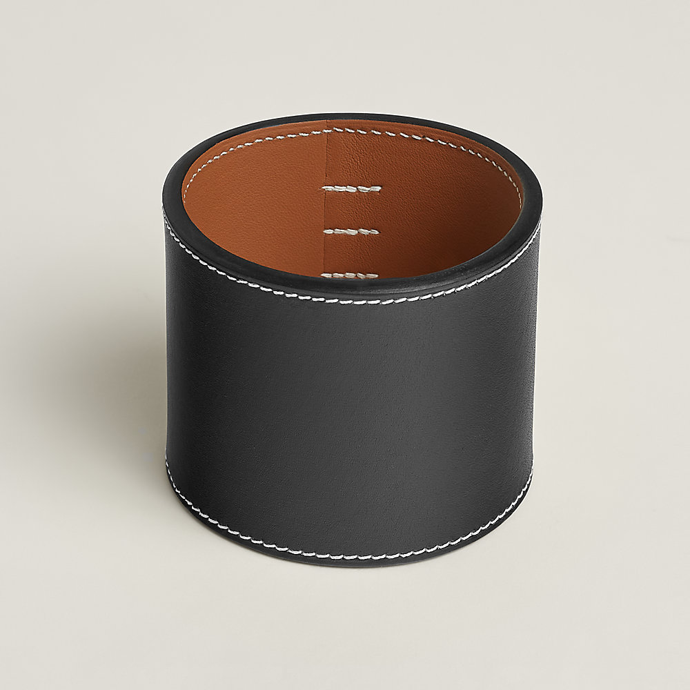 b*y様 HERMES レザーバングル　ブラック Sellier bangle - Black | Hermès USA