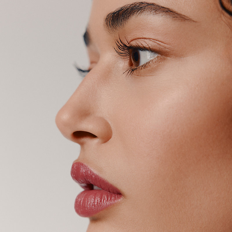 Shiny Lipstick Rose Boisé