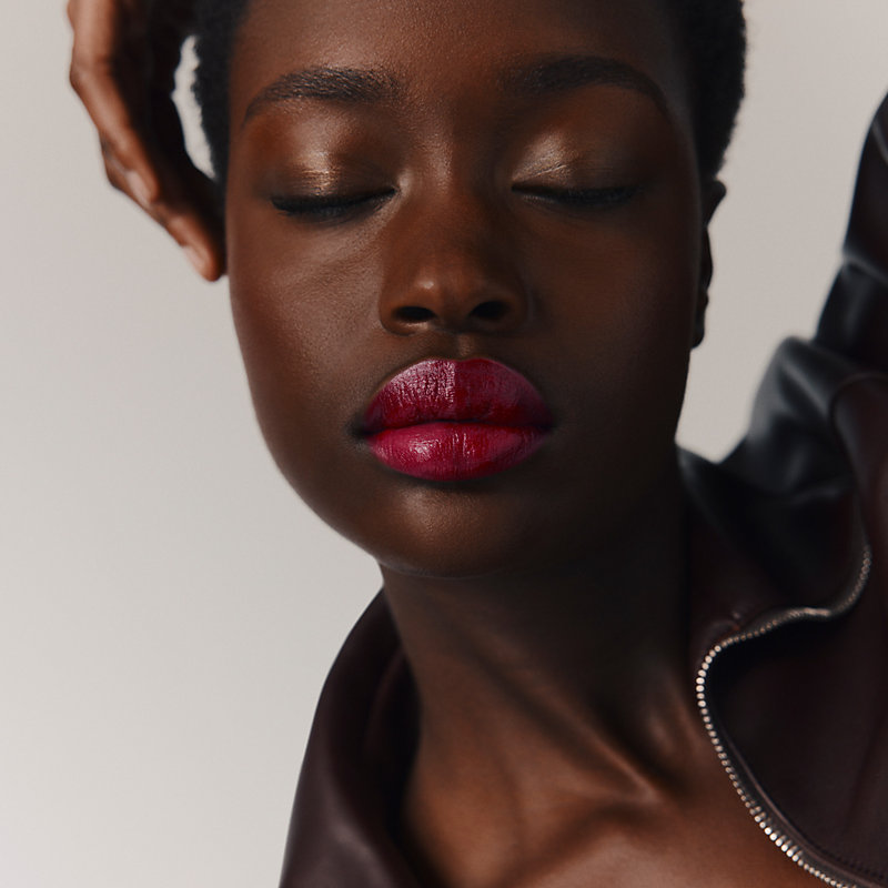 Shiny Lipstick Rouge Grenade