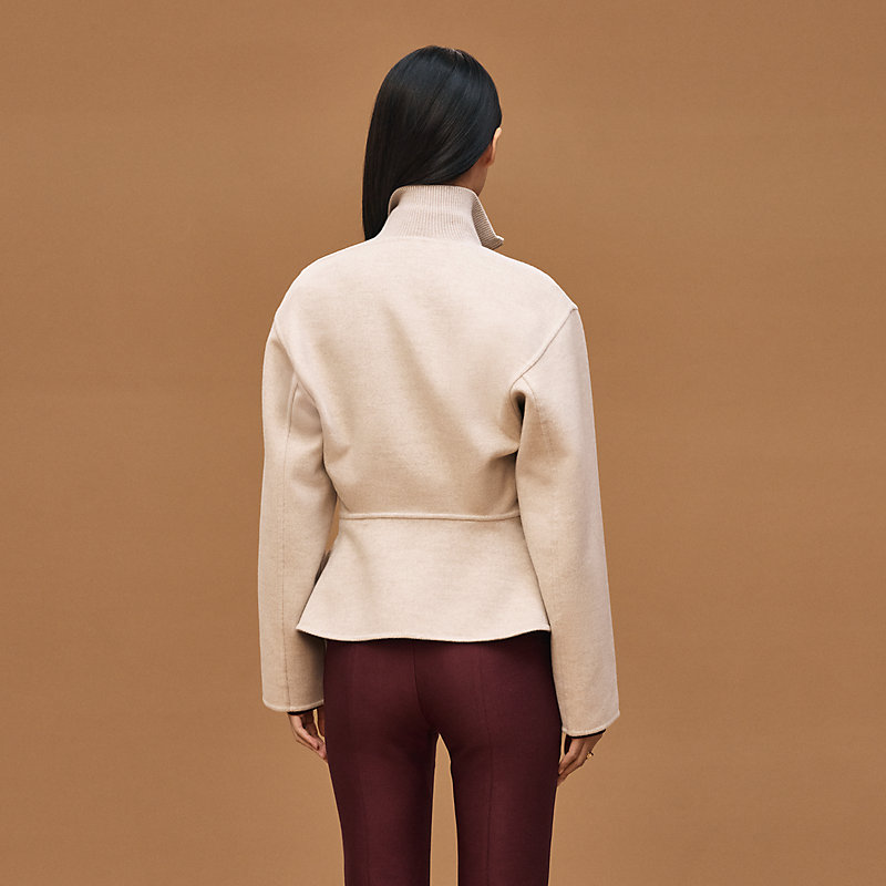 Short equestrian cashmere coat 
