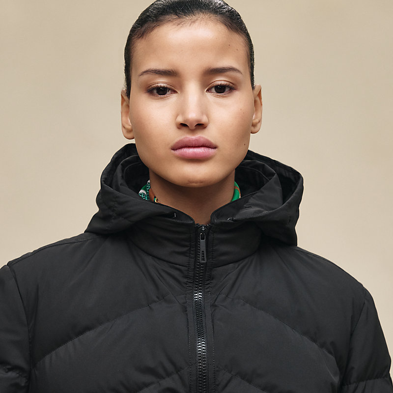 Short puffer coat