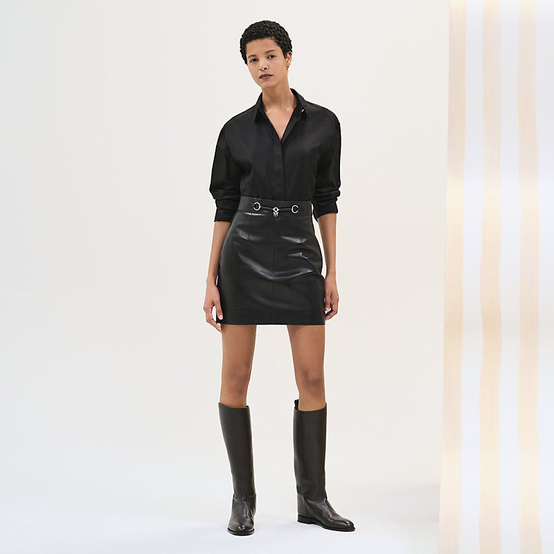 Short skirt