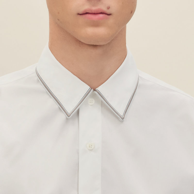 Short-sleeve straight cut shirt
