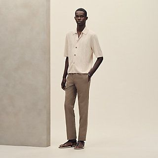 Short-sleeve straight cut shirt