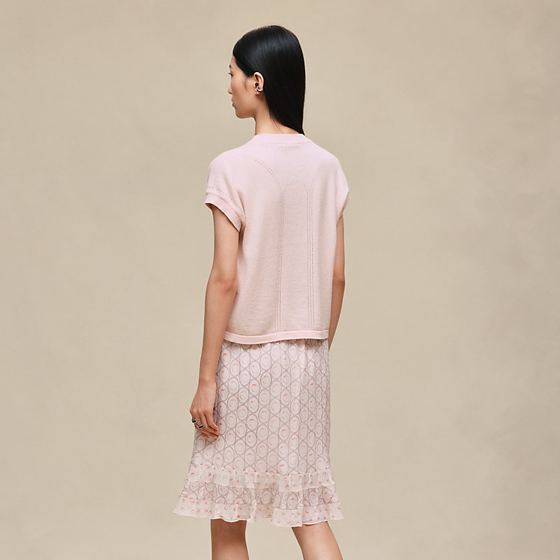 Short-sleeve sweater