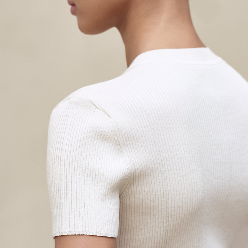 Short-sleeve sweater