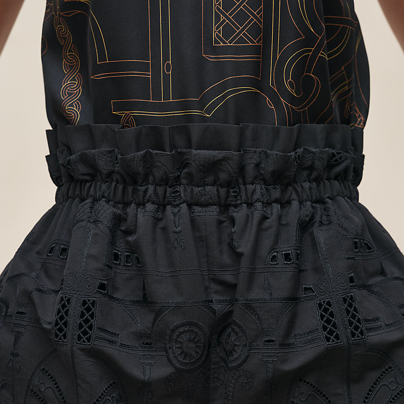 Shorts with embroidered pouch, View: , view 4 of 5