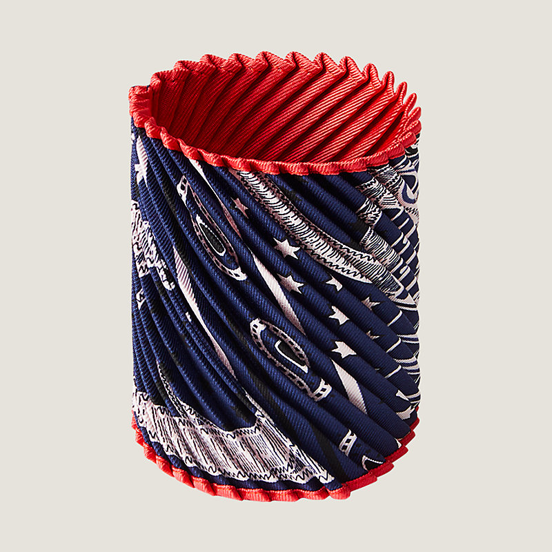 Silk bracelet