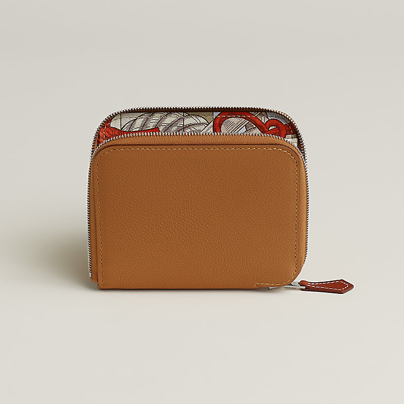 小物 HERMES COMPACT LEATHER COIN PURSE Silk'In Compact wallet | Hermès Canada