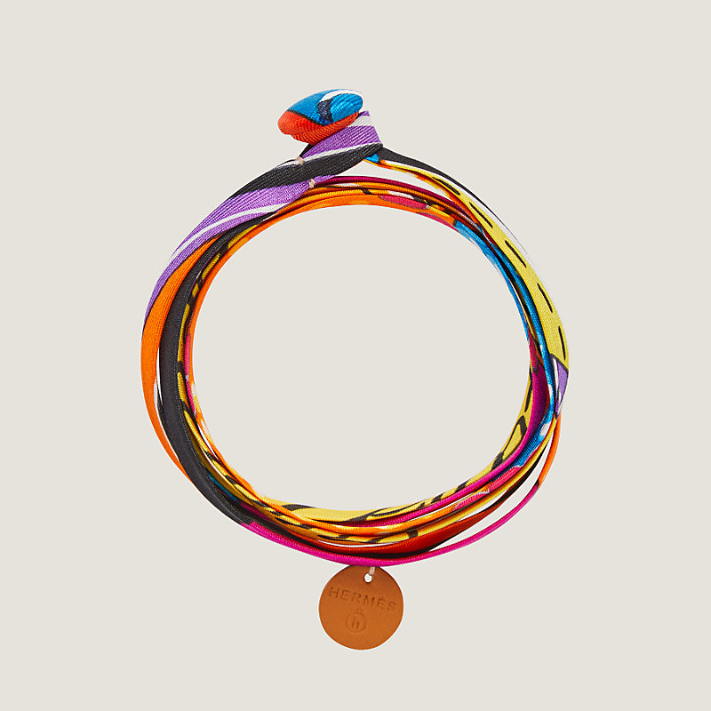 Silk triple tour bracelet