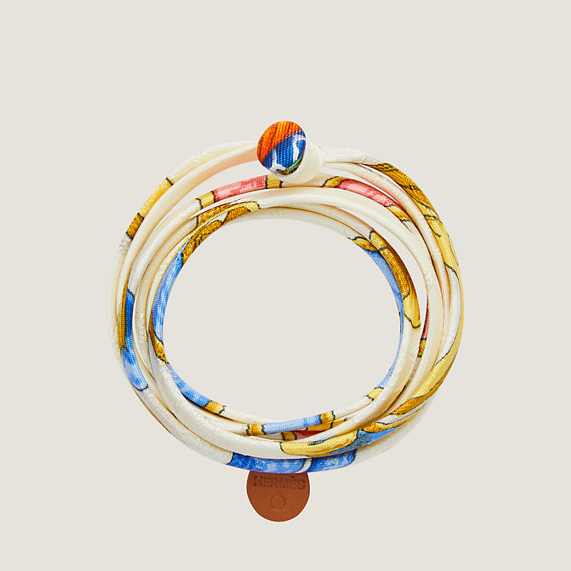 Silk triple tour bracelet