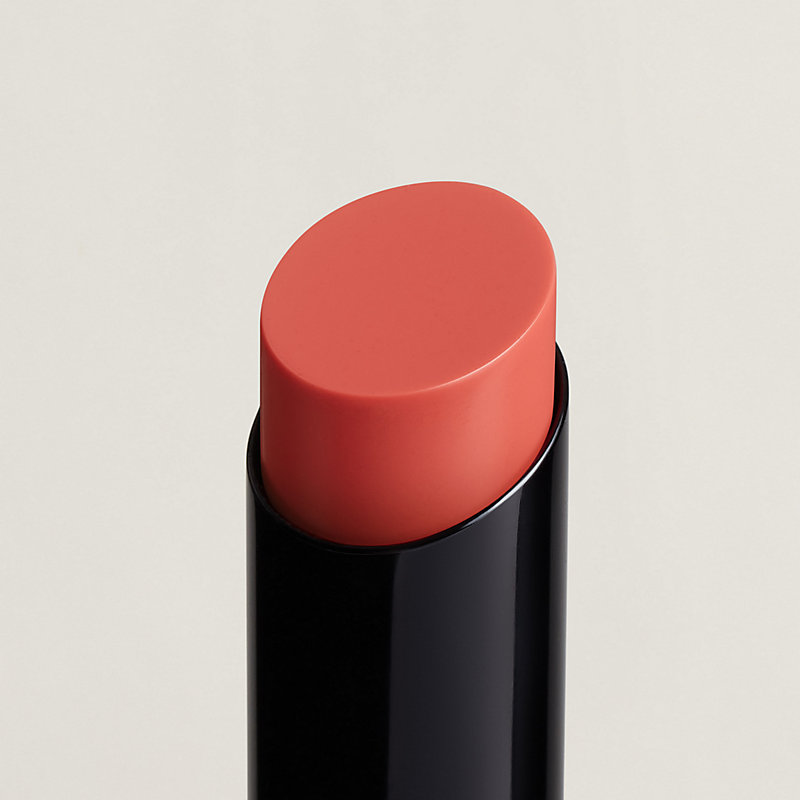 silky-lipstick-shine-beige-