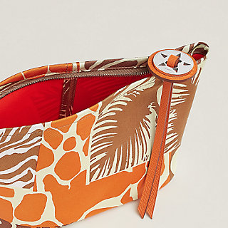 silky-pouch-20--084670CJAC-