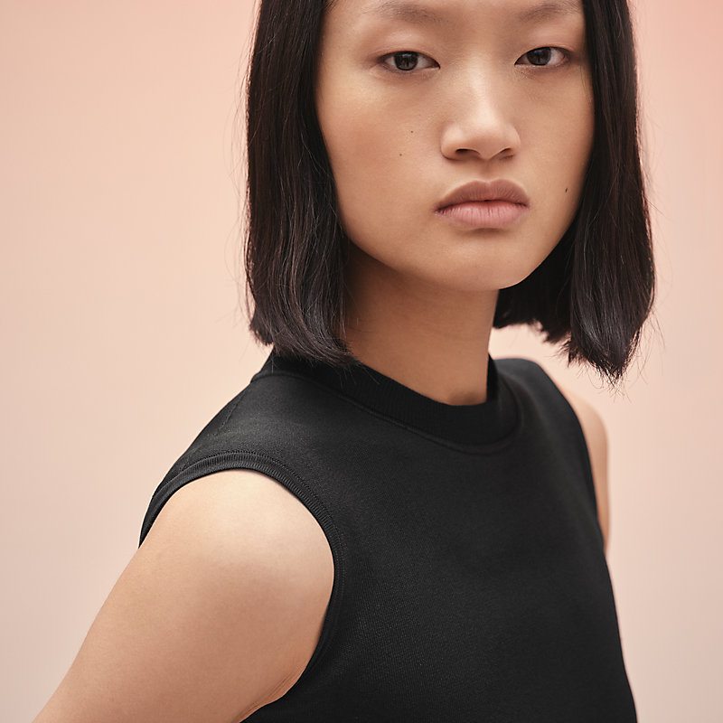 【MUCENT】EVA BACK DETAIL CROP SLEEVELESS(25年新商品) ZARA Sleeveless Mock Neck Crop Top 2025 | Buy ZARA Online