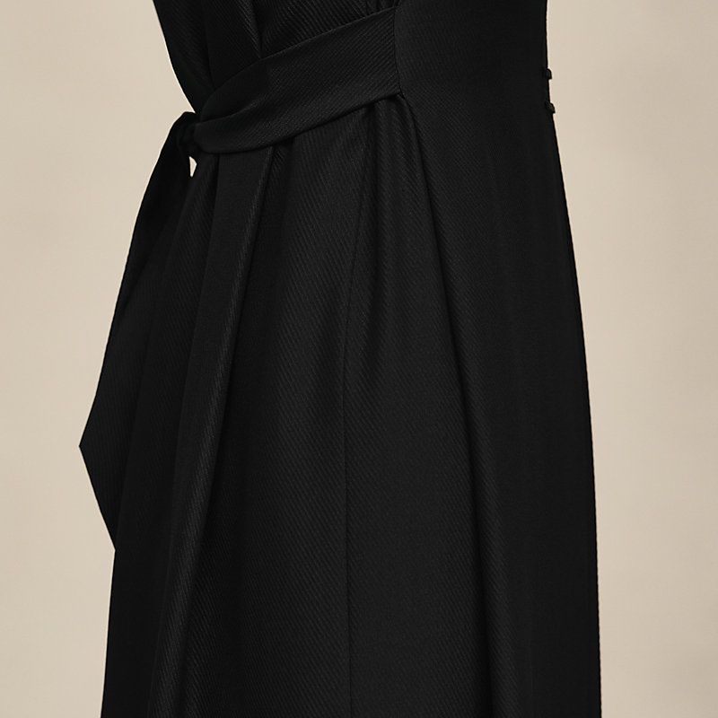 Sleeveless embroidered caftan
