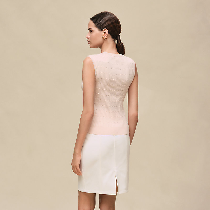 Sleeveless sweater