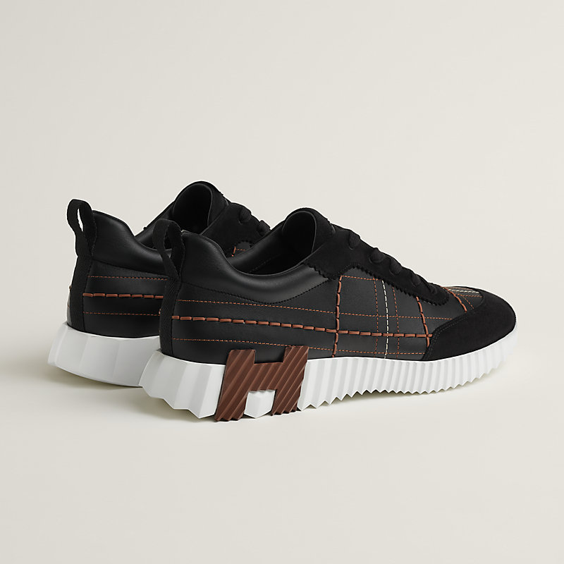 Sneakers Bouncing