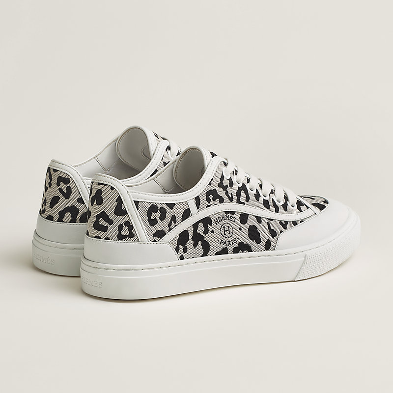 Sneakers Get