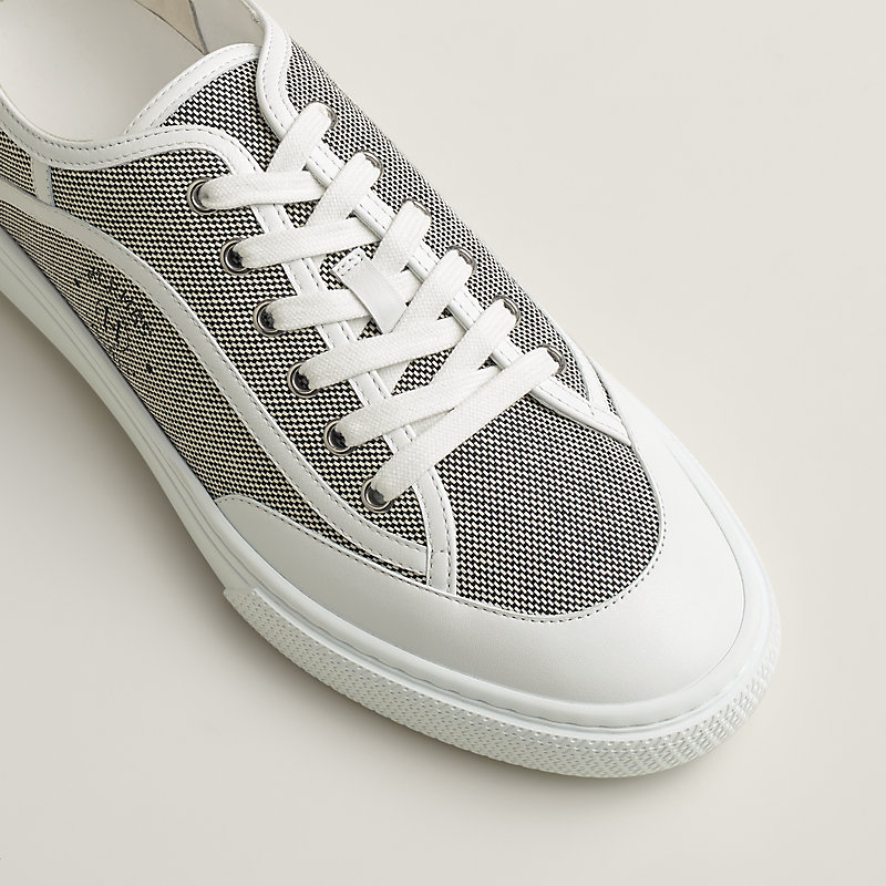 Sneakers Get