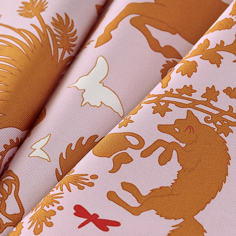 Sous le Charme d'Orphee Detail scarf 45