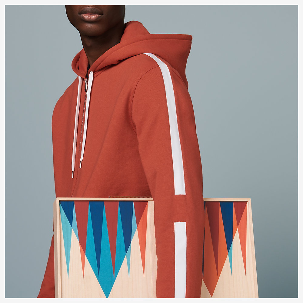 jogging sweater