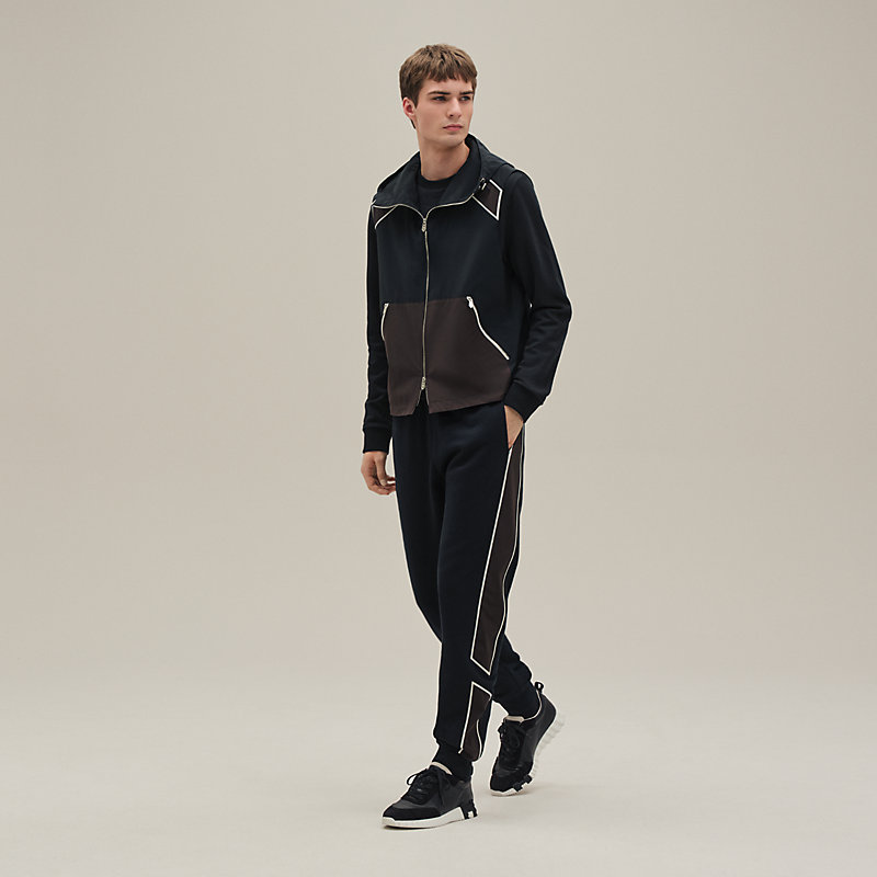 sport-capsule-hooded-vest--