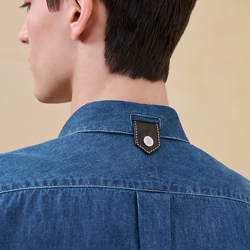 Sporty fit shirt with leather detail - Blue | Hermès UAE