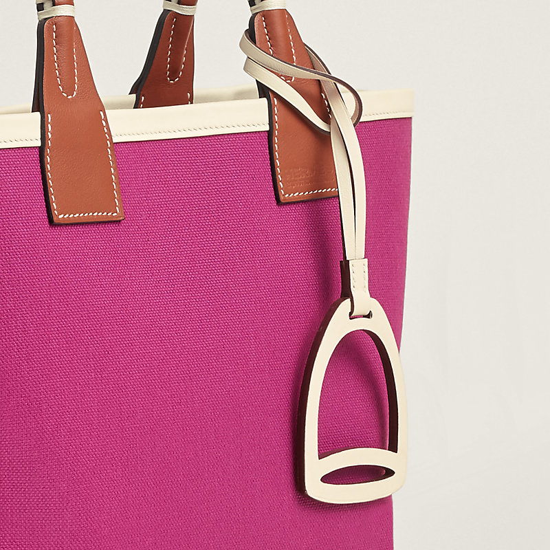 Steeple 25 bag