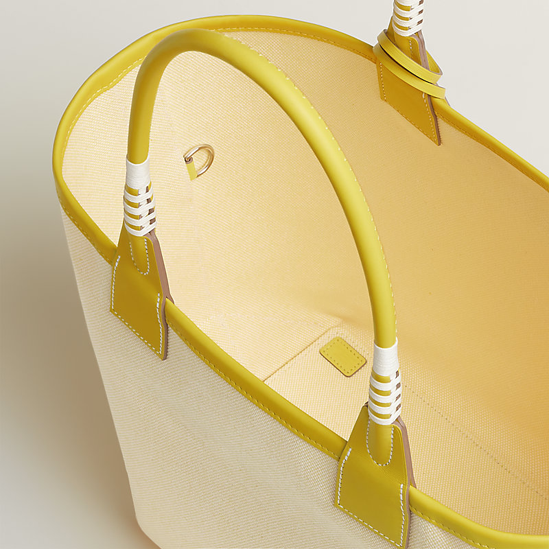 Steeple 28 bag