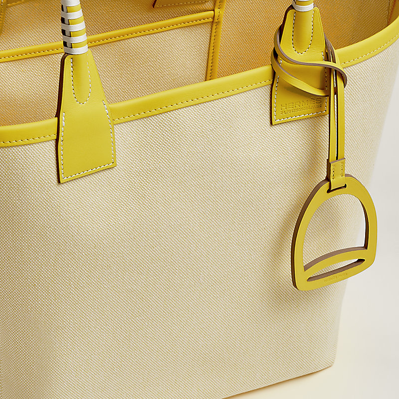 Steeple 28 bag