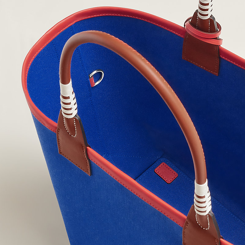 Steeple 28 bag