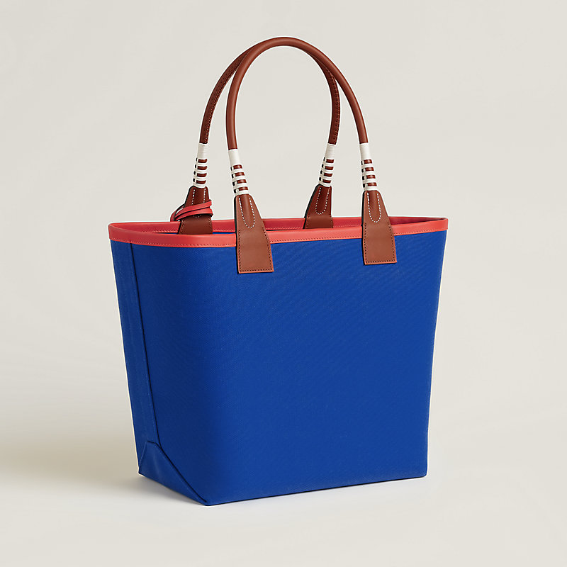 Steeple 28 bag