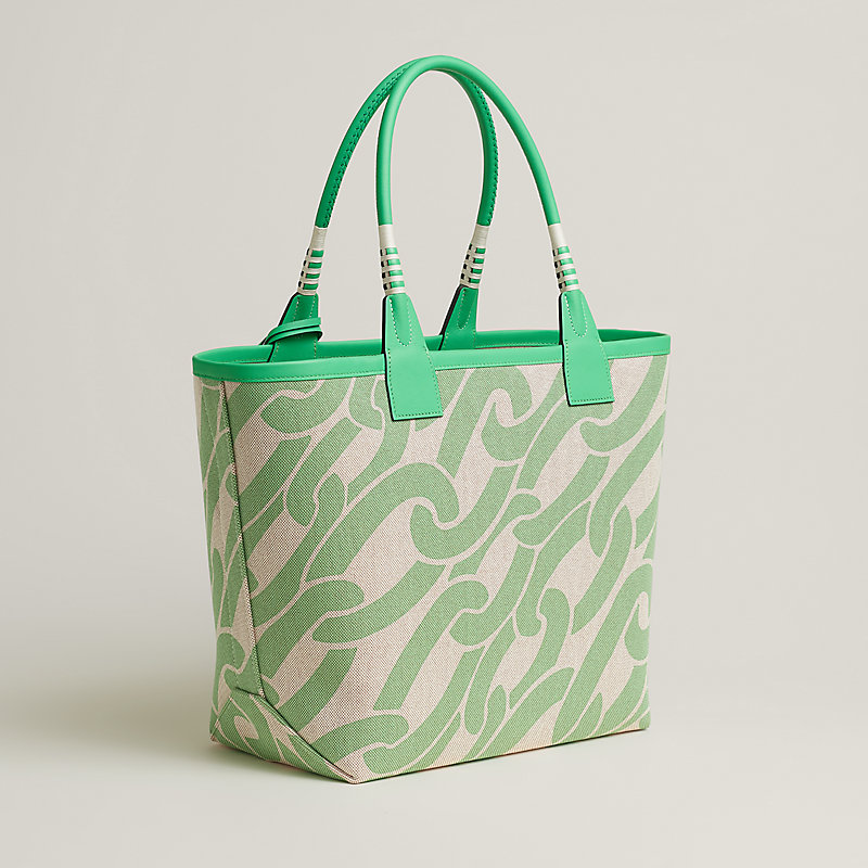 Steeple 28 bag