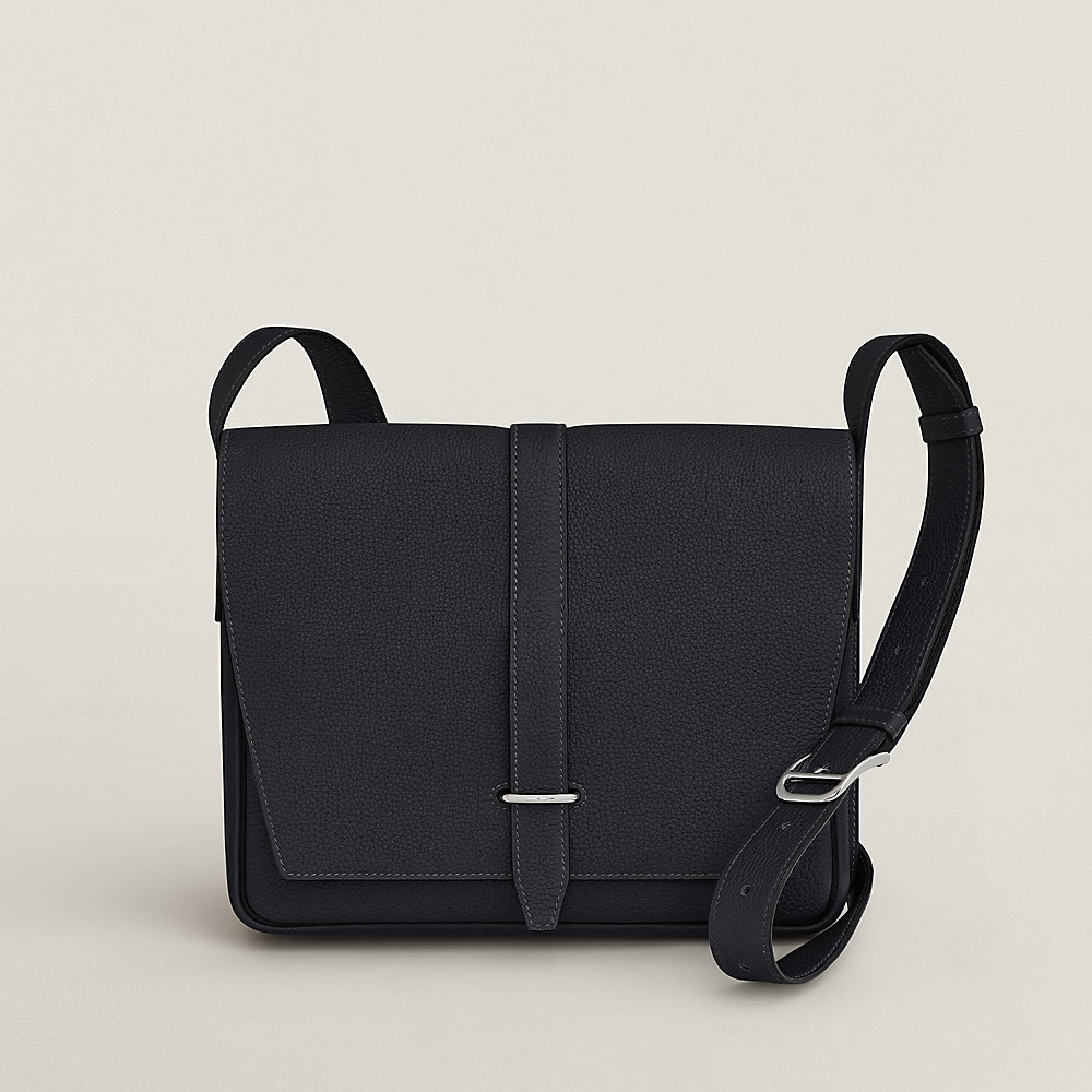 HERMES Steve Light Junior Noir ブラック Togo Steve light junior messenger bag | Hermès Australia