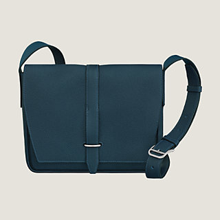 【人気！】HERMESレザー メッセンジャー バッグ STEVE LIGHT Hermes Gold Steve Light Junior Messenger Bag – THE CLOSET