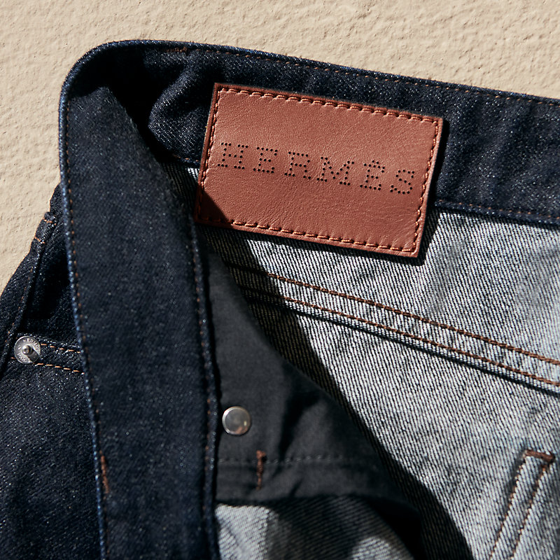 Straight cut jeans