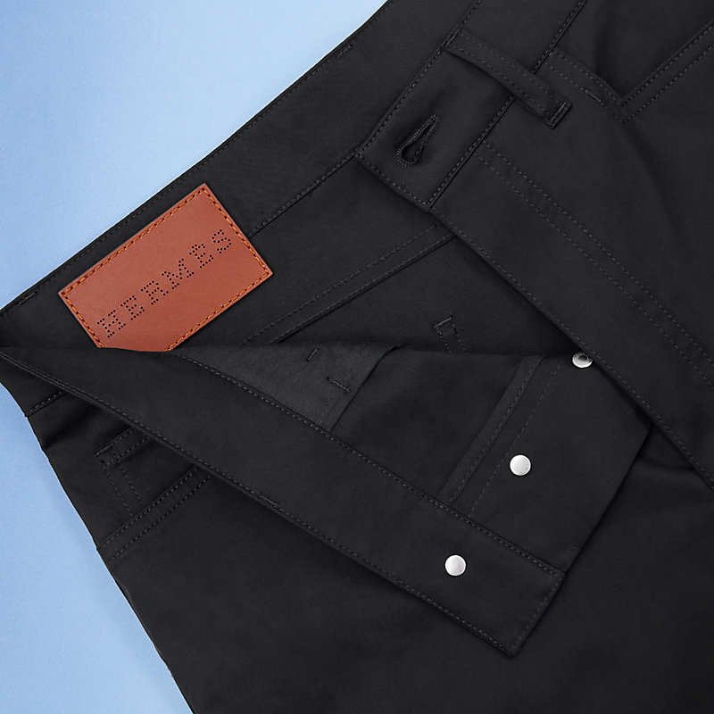 Straight cut jeans