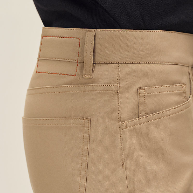 Straight cut jeans