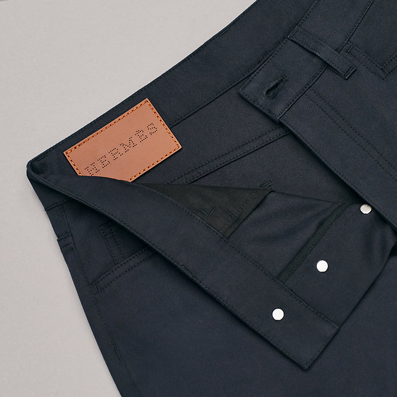 Straight cut jeans