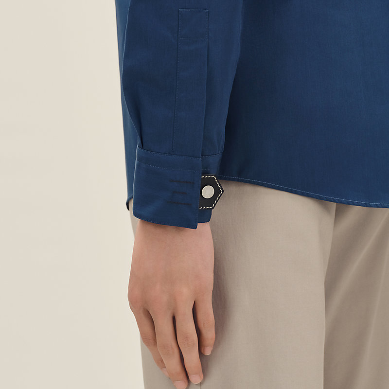 Straight cut shirt with leather detail