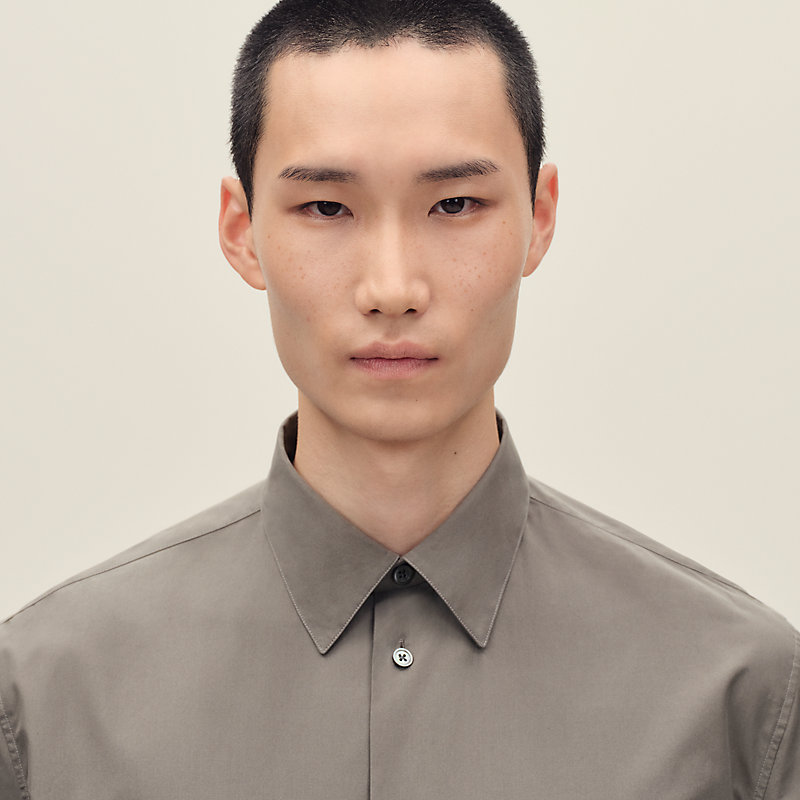 Straight cut shirt with leather detail