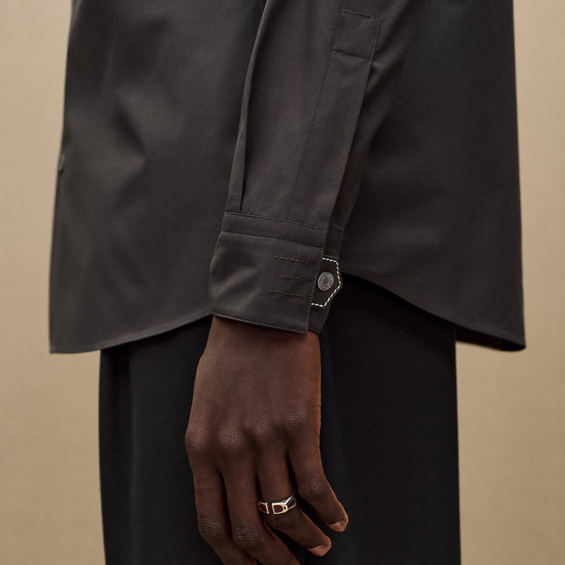 Straight cut shirt with leather detail