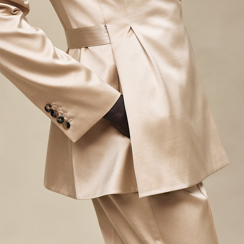 Suit jacket with knotted waist