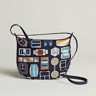 【上品で可愛い♪】HERMES Sursoie To Go ポーチ コーデのポイントに】HERMES Sursoie To Go ポーチ (HERMES